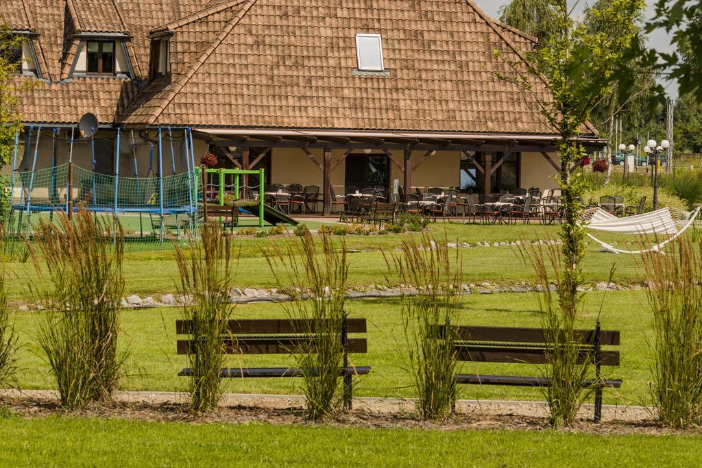 Hotel - Restauracja Platan Sędziszów Małopolski Exterior foto